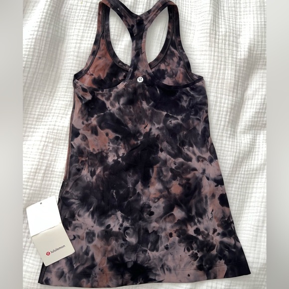 NWT Lululemon Graphite Gray Pink Diamond Dye Nulu CRB Cool Racerback Tank size 4 - Picture 4 of 4